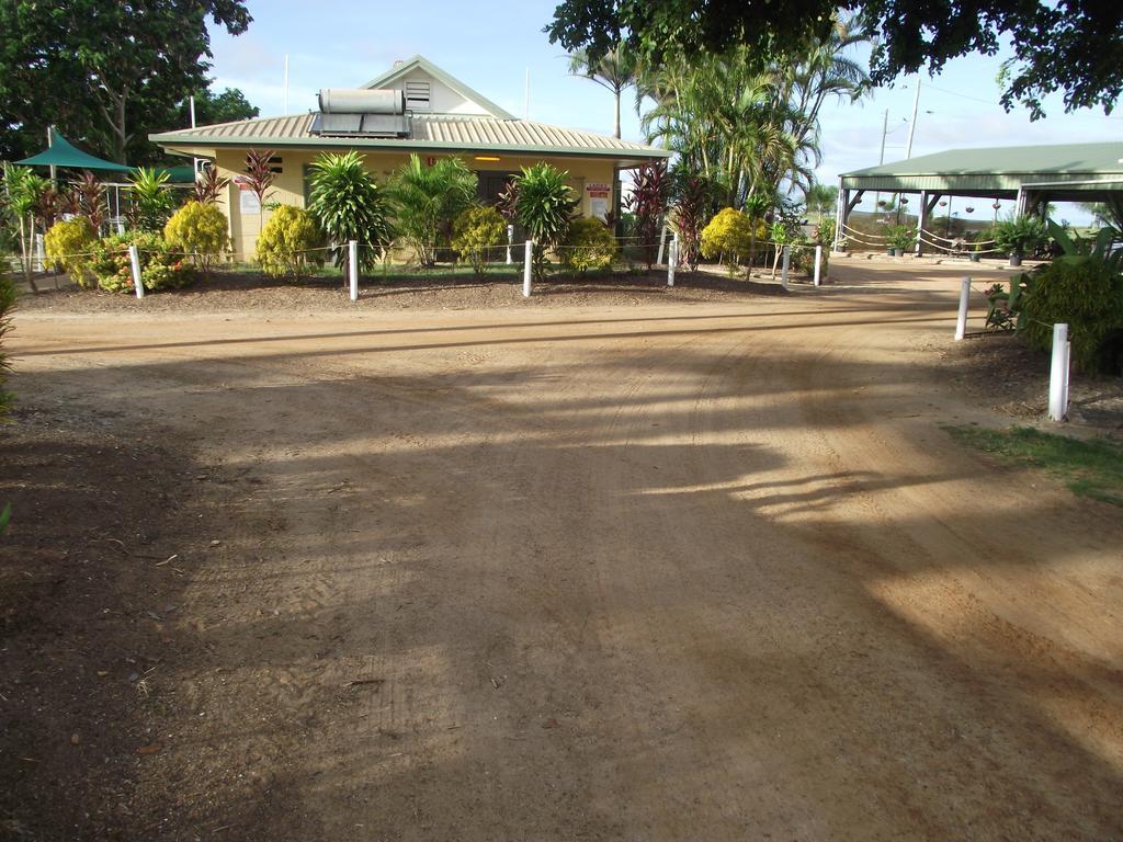 Karumba Point Sunset Caravan Park ภายนอก รูปภาพ