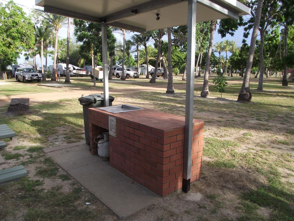 Karumba Point Sunset Caravan Park ภายนอก รูปภาพ